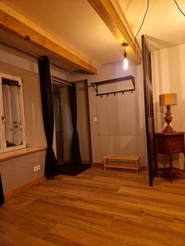 Gîte de l'étoile, 6 pers. spacieux avec extérieur (Gite de l'etoile, 6 pers. spacieux avec exterieur) in Buzancy