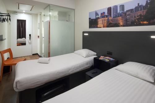 easyHotel The Hague City Centre - image 6