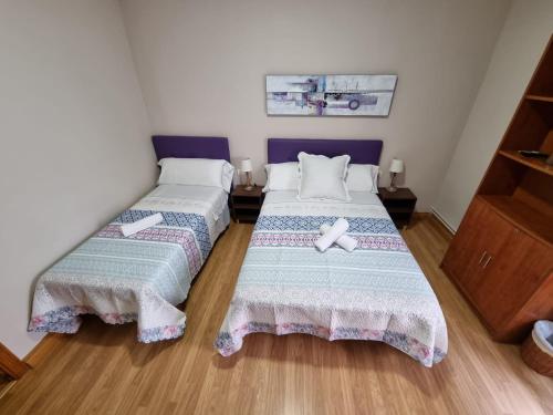 Triple Room with Shared Bathroom image 4