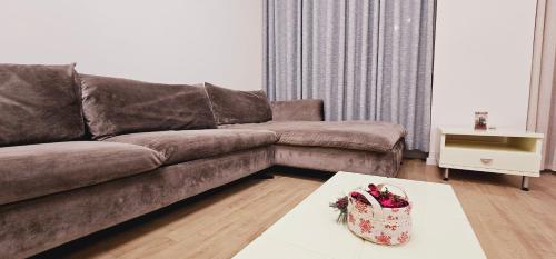 Discover Tirana from our 3-room apartment with free parking-Komuna e Parisit, Tirana (photo 9)