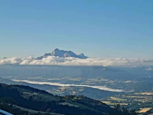 Studio 05 Saint Honoré 1500, Vue montagne et lac, 2 personnes, Série Anthracite Netflix