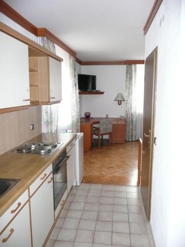 廚房, 白屋酒店 (Zum Weißen Rossl) in 卡爾穆恩茲