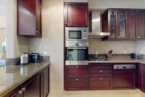 Vacationer Holiday Homes I One 1 Bed with Dubai Fountain View I Souq Al Bahar, Дубай (фото 9)