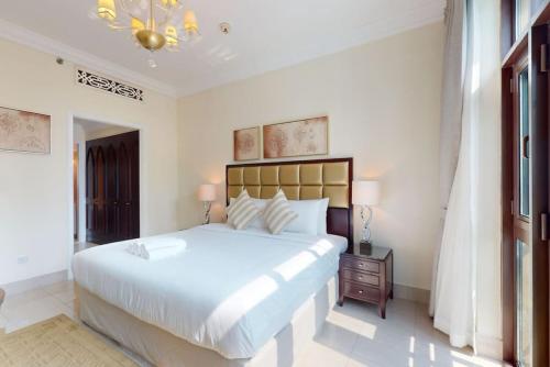Vacationer Holiday Homes I One 1 Bed with Dubai Fountain View I Souq Al Bahar, Дубай (фото 6)
