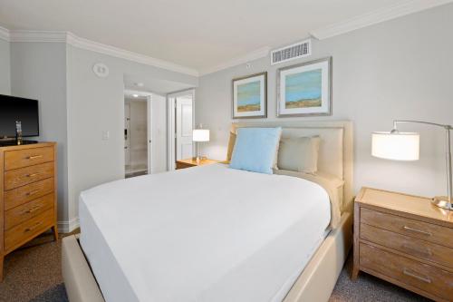 Marco Beach Ocean Suites, Marco Island
