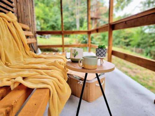 Balkons/terase, Къмпинг и Бунгала Брусен Хил - Camping and Bungalows Brusen Hill in Bozhenitsa