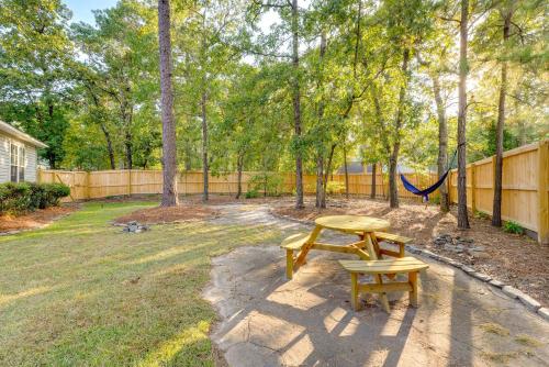 Pet-Friendly Pinehurst Home with Deck - Near Golf