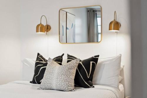 Exclusive Open Loft in Downtown Charleston Exclusive Open Loft in Downtown Charleston