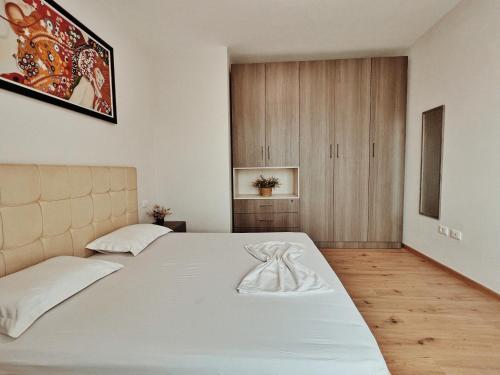 Cozy Rooftop Apartment - Your home, away from home!, Tirana (Foto 7)