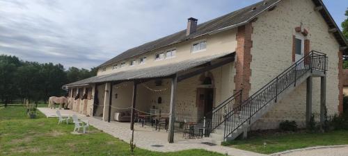 Gîte groupe 6 à 12 pers. cœur de forêt d'Orléans - SPA Hammam Sport