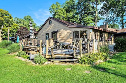 Stealth Cottage in Coloma, USA