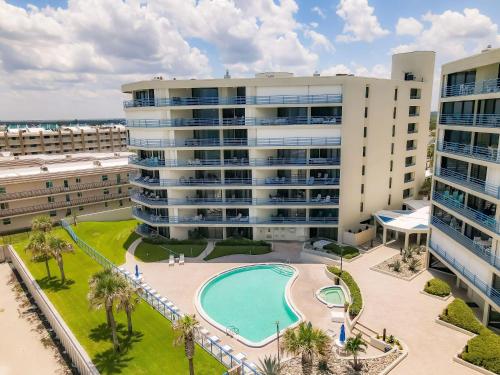 Ebb Tide 702 in New Smyrna Beach, USA