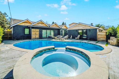 Tulum Style in Sherman Oaks in Los Angeles, USA
