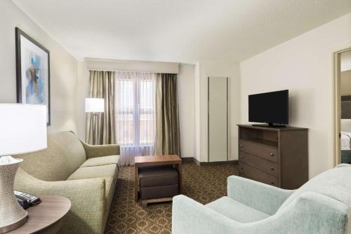 Homewood Suites by Hilton Baton Rouge