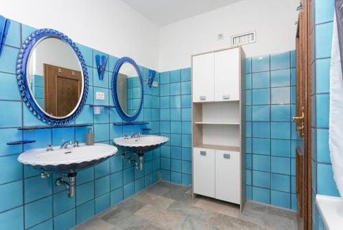 Two-Bedroom Apartment with Terrace and Sea View image 10