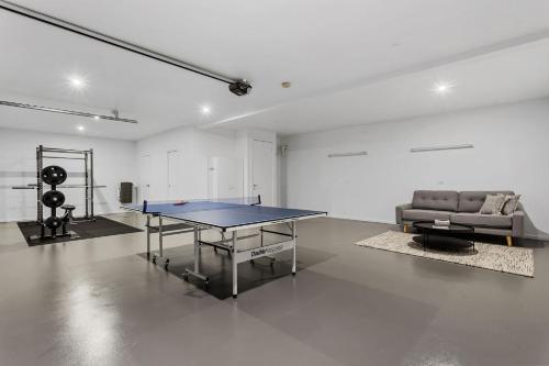 Hamptons Elegance Views Pool & Spa