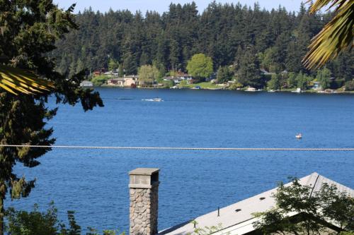 3b3b Mercer Island 180 degree Lake View