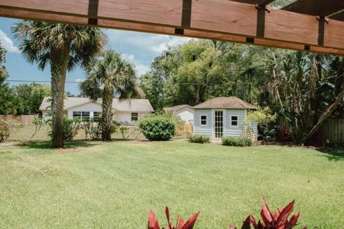 Gorgeous NSB Family Beach House