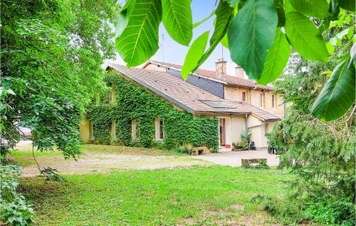. Beautiful Home In Boult-aux-bois With Wifi And 3 Bedrooms