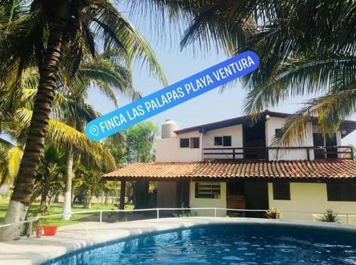 . Finca D' Palapas