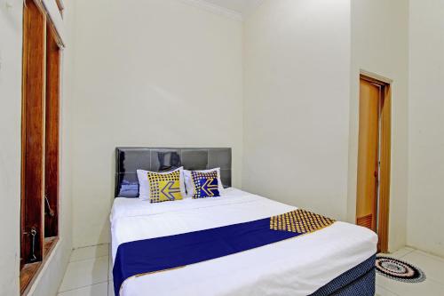 SPOT ON 92926 Guest House Cemara 1 Syariah