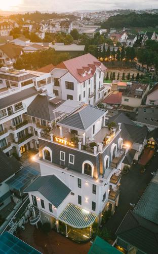 VMT Hotel Villa - 숙소 외관