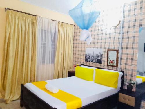 Double Room image 10