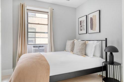 LES 1BR w Elevator WD Roof nr parks NYC-789 in New York, USA