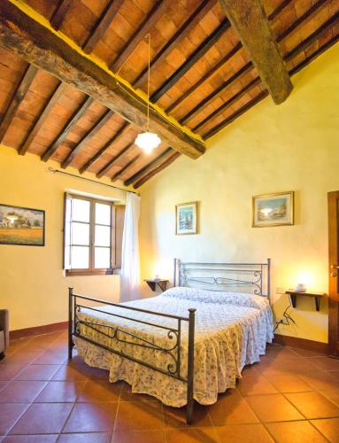 Agriturismo Galgani - Historical Medieval House with Exclusive Pool and Park