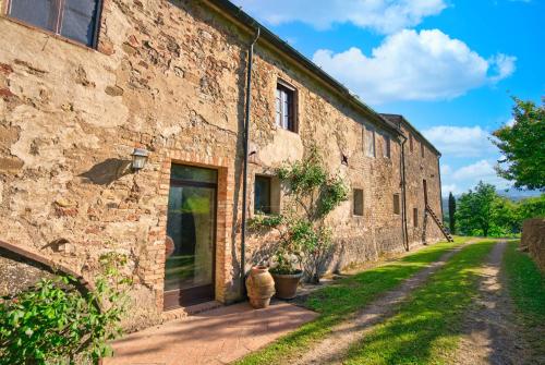 Agriturismo Galgani - Historical Medieval House with Exclusive Pool and Park