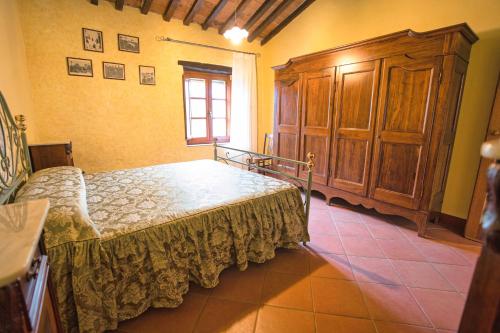 Agriturismo Galgani - Historical Medieval House with Exclusive Pool and Park