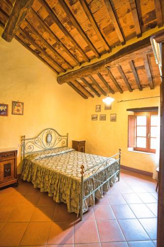 Agriturismo Galgani - Historical Medieval House with Exclusive Pool and Park