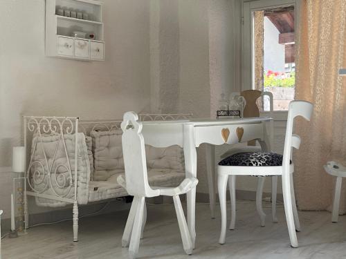 Les coeurs brisés (Les coeurs brises) in Chermignon