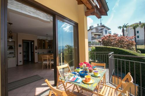  Casa Margherita Luino Hillside - Happy Rentals in Luino