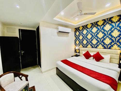 Blueberry Hotel zirakpur-A Family hotel with spacious and hygenic rooms