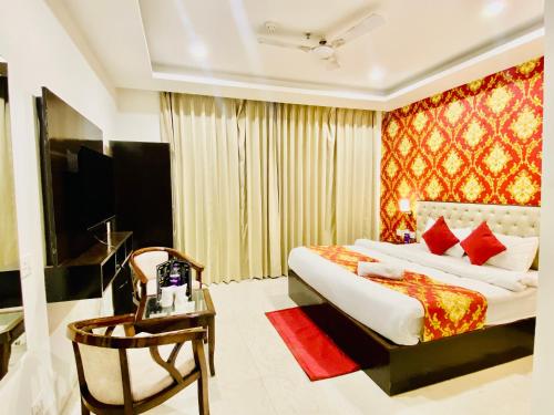 Blueberry Hotel zirakpur-A Family hotel with spacious and hygenic rooms