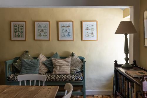 Three-Bedroom Apartment image 5