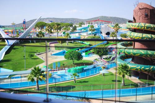 Изглед, Aquashow Park Hotel in Куартейра