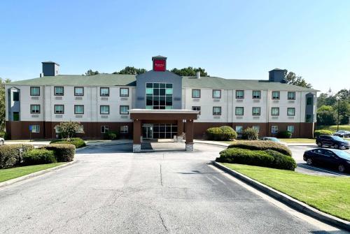 Ramada by Wyndham Lithia Springs Atlanta