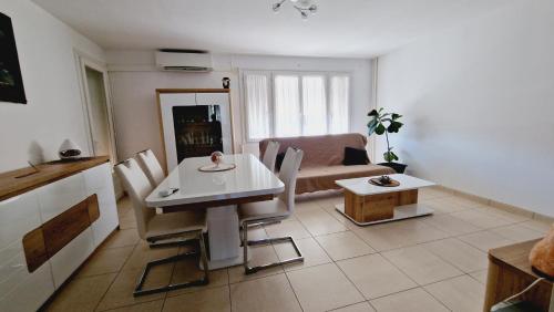 Appartement proche centre 60 m2 - Location saisonnière - Salon-de-Provence