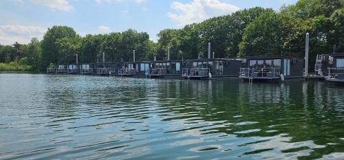 Houseboats Mookerplas