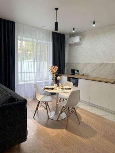 кухня, 40кв.м 1, 1 баня Апартамент в Уралск (Apart Inn - Апарт Отель) in Уралск