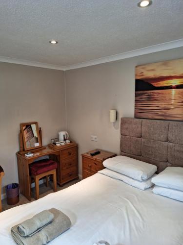 Ferndale Lodge - image 12