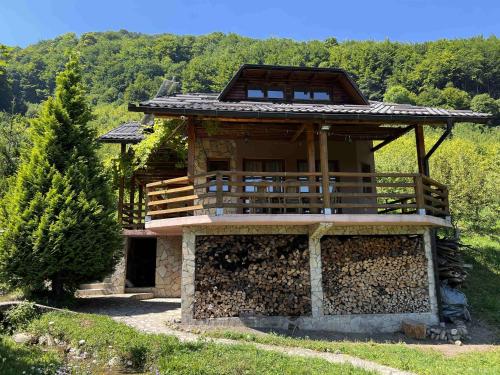 Vikendica Green Forest, Zenica