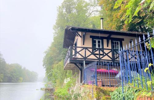 Le chalet bucolique au bord de l'eau - Location saisonnière - Olivet