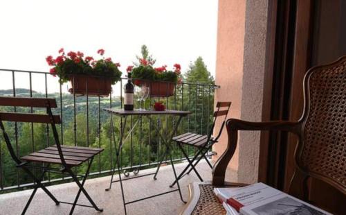  Maison des Roses - Family Farm in Bossolasco