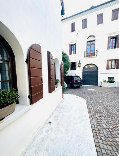 Exterior view of Ca' Degli Uberti Dimora Storica