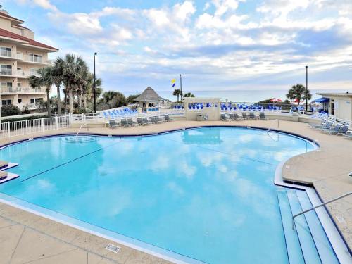 Summit at Tops'l 212 at RealJoy - image 11