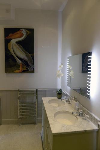 WM Apartments - image 4