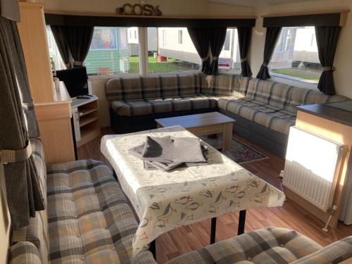 3 Bedroom Caravan - Maples 126, Trecco Bay